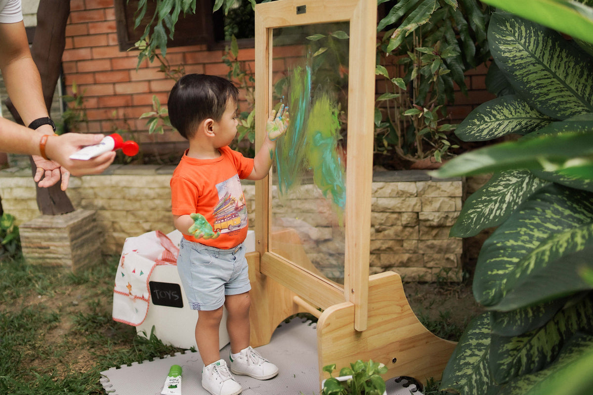 Buy HipKids Toddler Perspex Easel